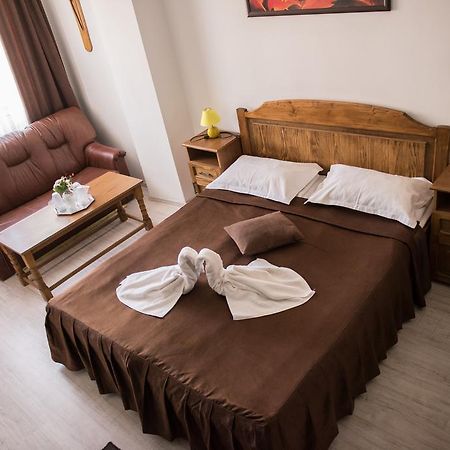 Hotel Dynes Eforie Nord Zewnętrze zdjęcie