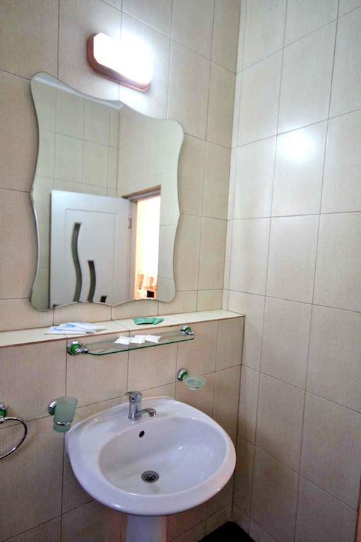 Hotel Dynes Eforie Nord Zewnętrze zdjęcie