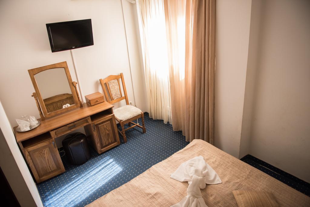 Hotel Dynes Eforie Nord Zewnętrze zdjęcie