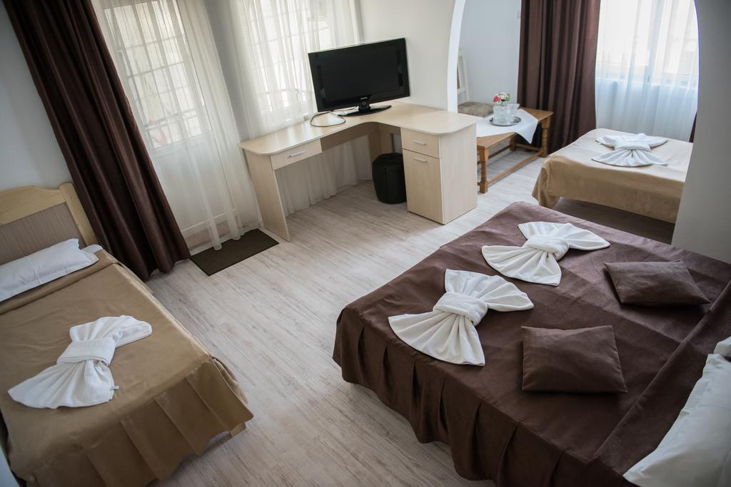 Hotel Dynes Eforie Nord Zewnętrze zdjęcie