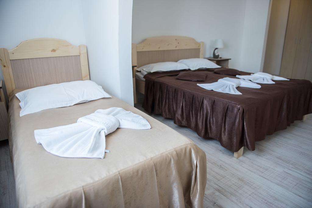 Hotel Dynes Eforie Nord Zewnętrze zdjęcie